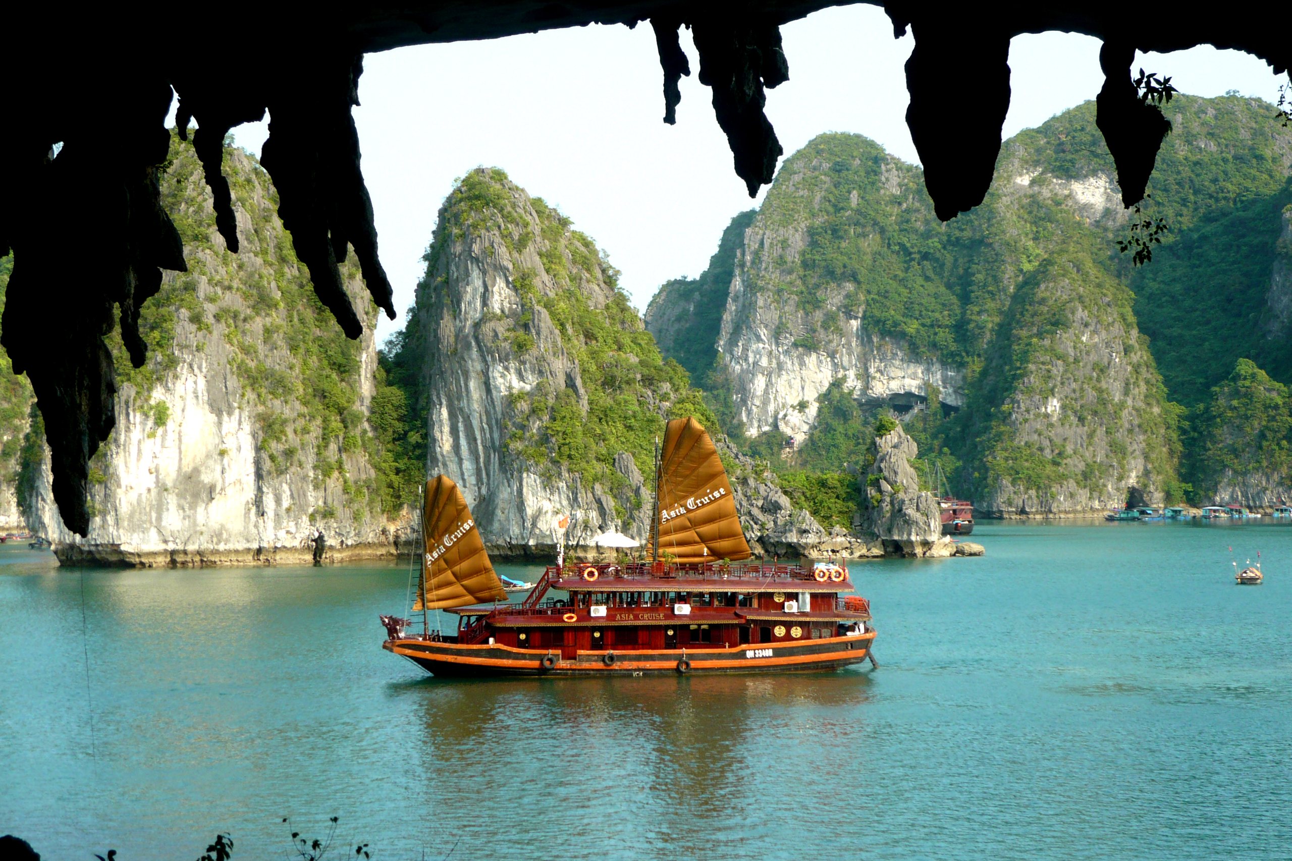 Vietnam travel — The Perfect 10-Day Vietnam Itinerary